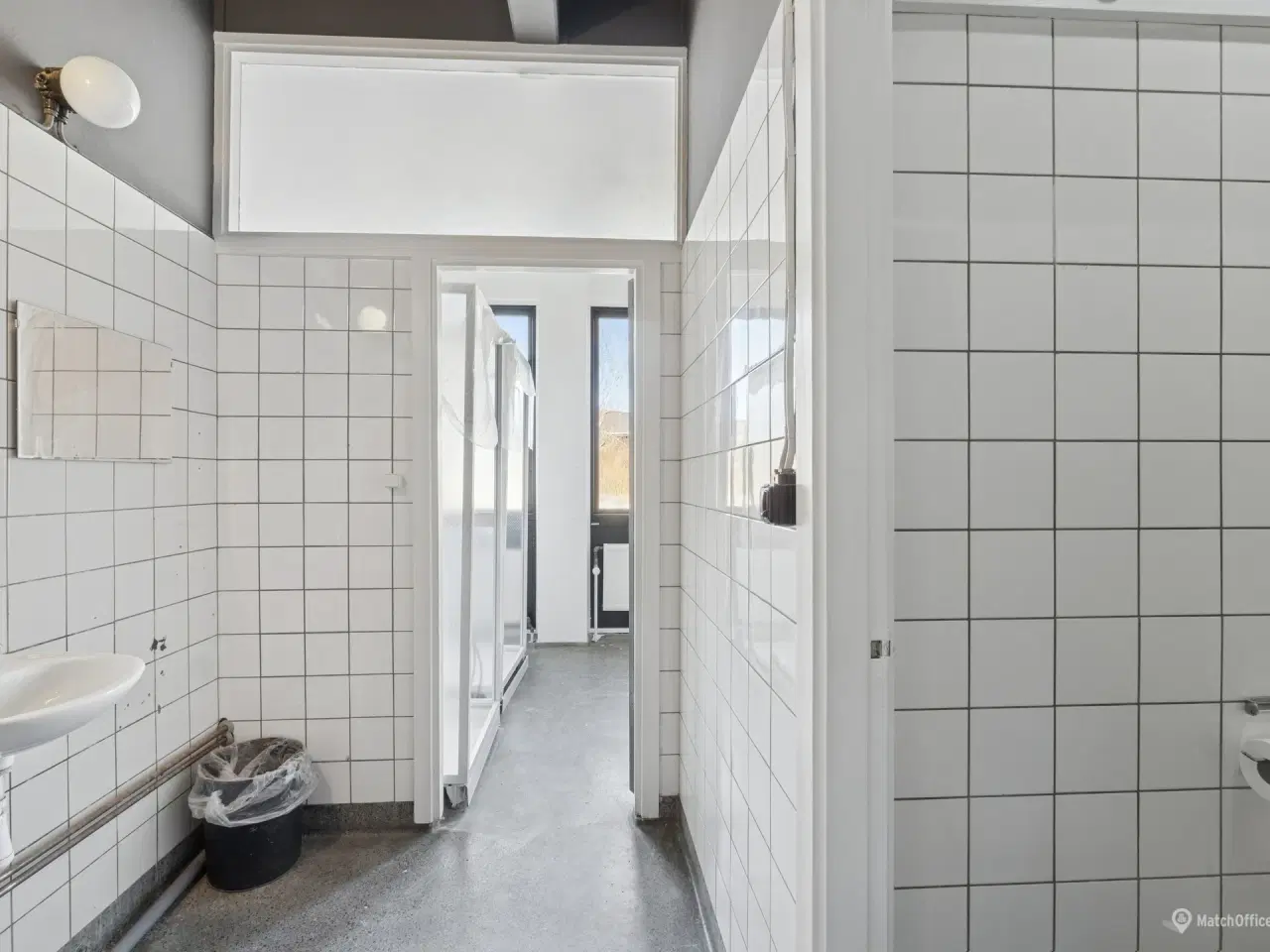 Billede 13 - Kontorlejemål 305 m² tæt på København med bad og omklædning