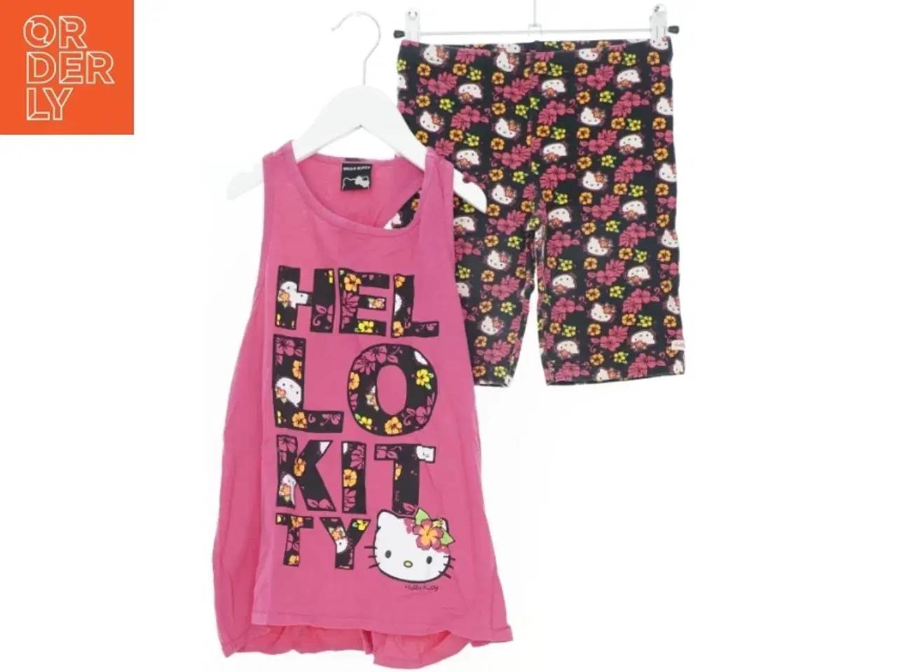 Billede 1 - Hello Kitty sæt fra Sanrio (str. 128)
