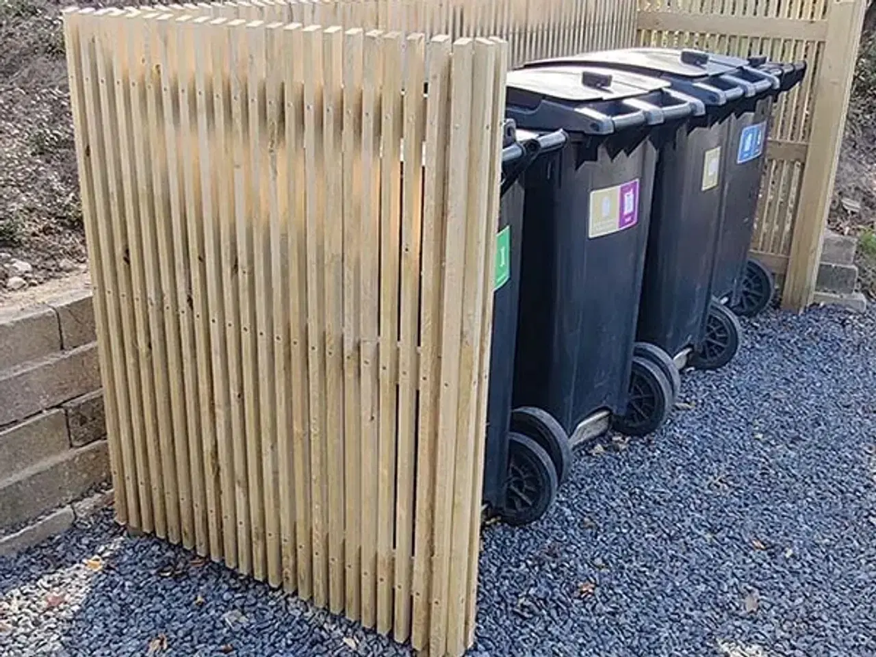 Billede 2 - Affaldsskjuler, egetræ - hele DK