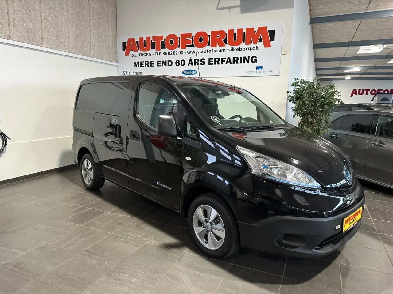 Billede 1 - Nissan e-NV200 Premium Van