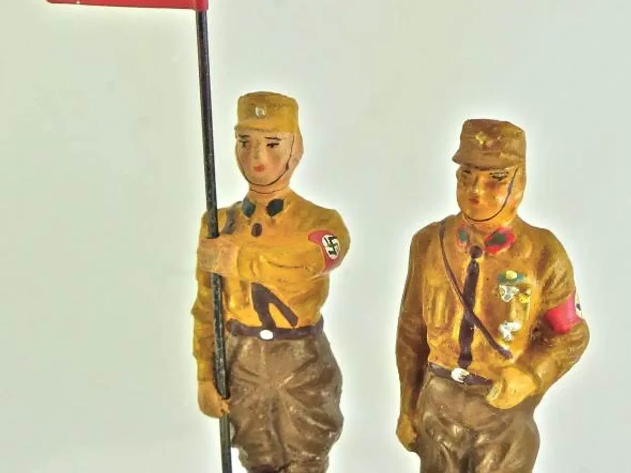 Billede 13 - Gamle- LINEOL legetøjs soldater købes.