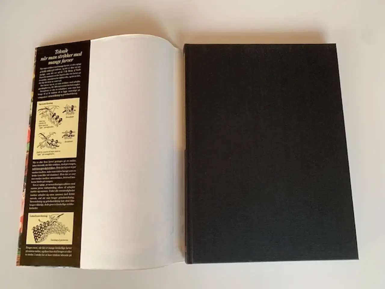 Billede 3 - Kaffe Fassett - bøger - strik og broderi - som nye