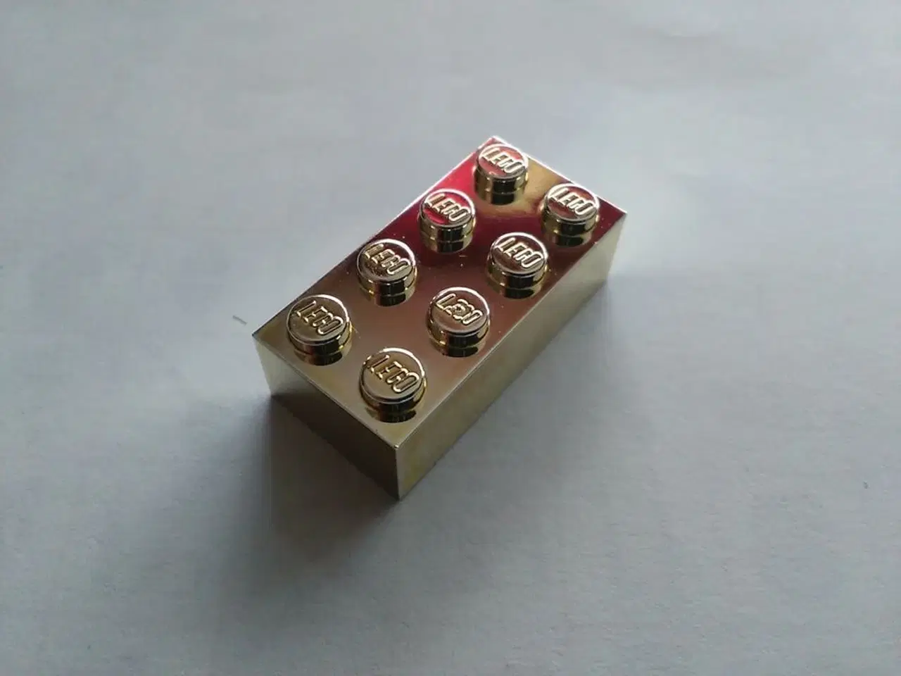 Billede 1 - Lego guldklods.