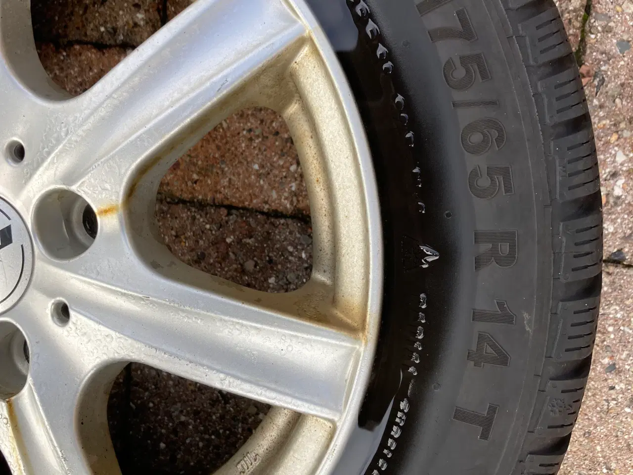 Billede 3 - Vinterdæk på alufælge