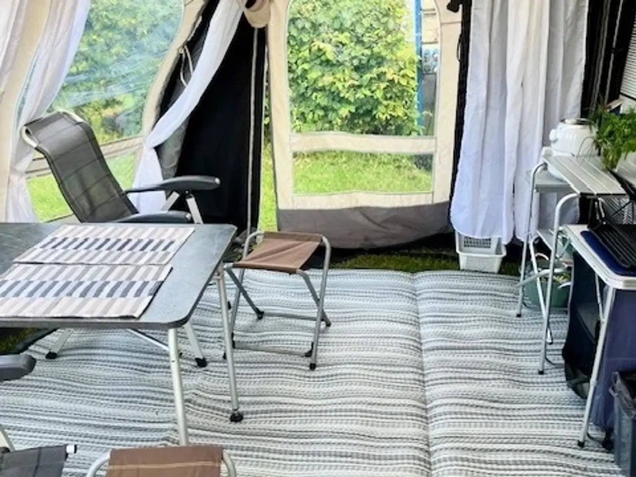 Billede 6 - LMC 520 Hotelsuite på hjul med lufttelt