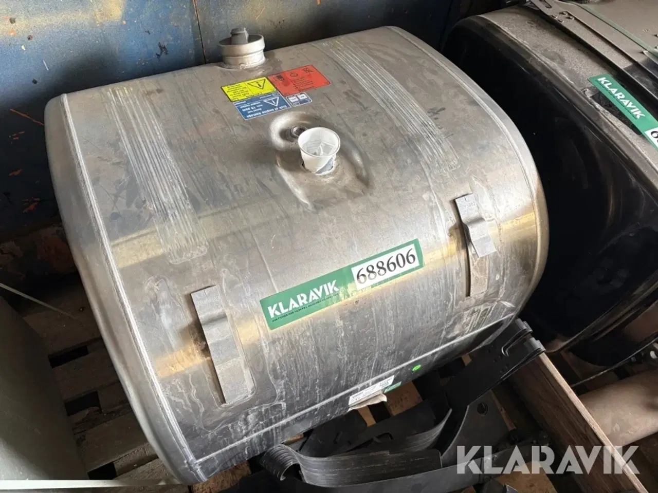 Billede 1 - brændstoftank Magna