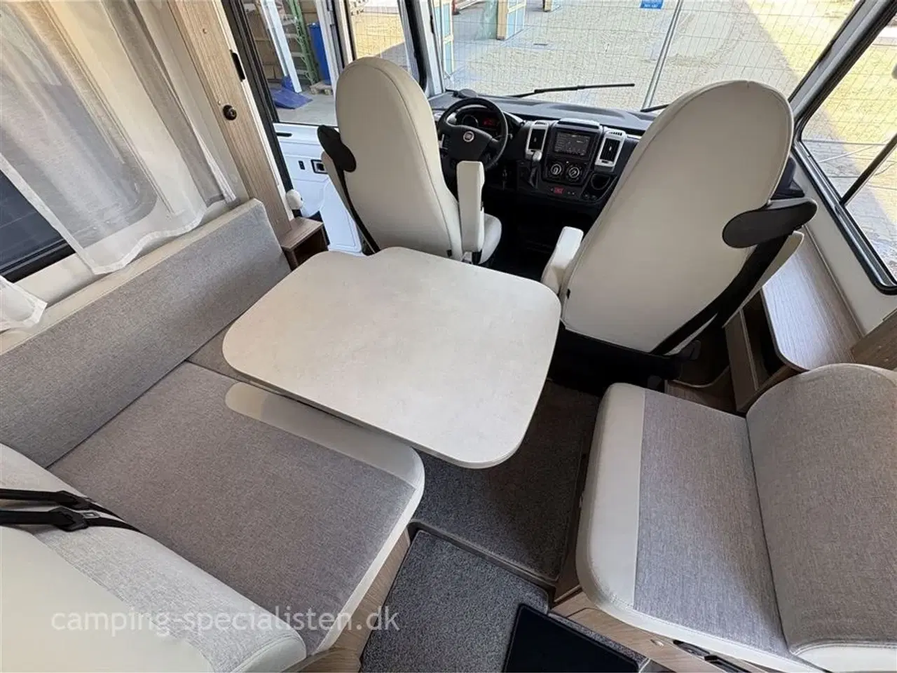 Billede 8 - 2019 - Carado I 449   Carado I 449 2019 - Helintegreret autocamper - Se den nu hos Camping-Specialisten.dk