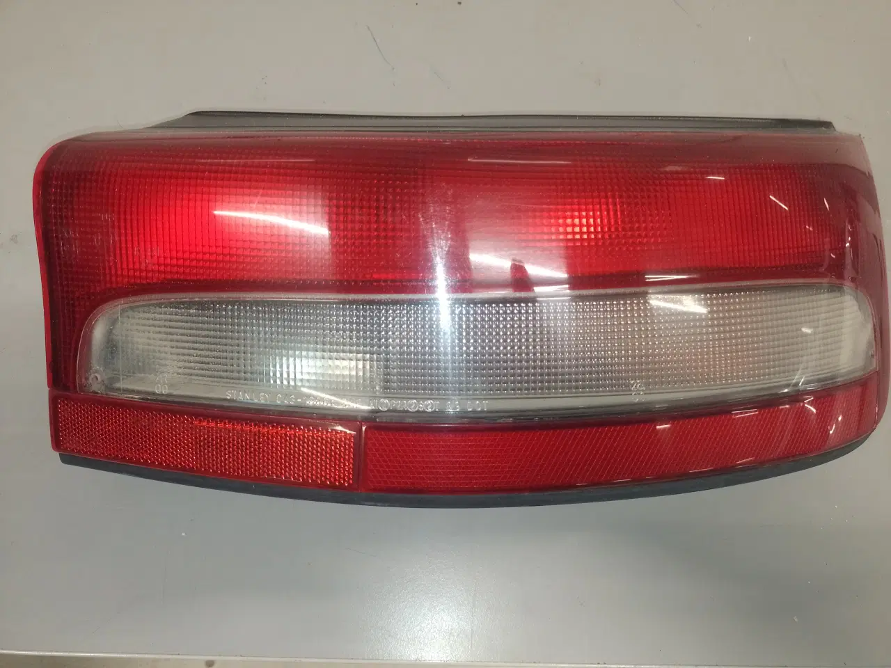 Billede 3 - Mazda 323 BG 3 dørs , baglygter