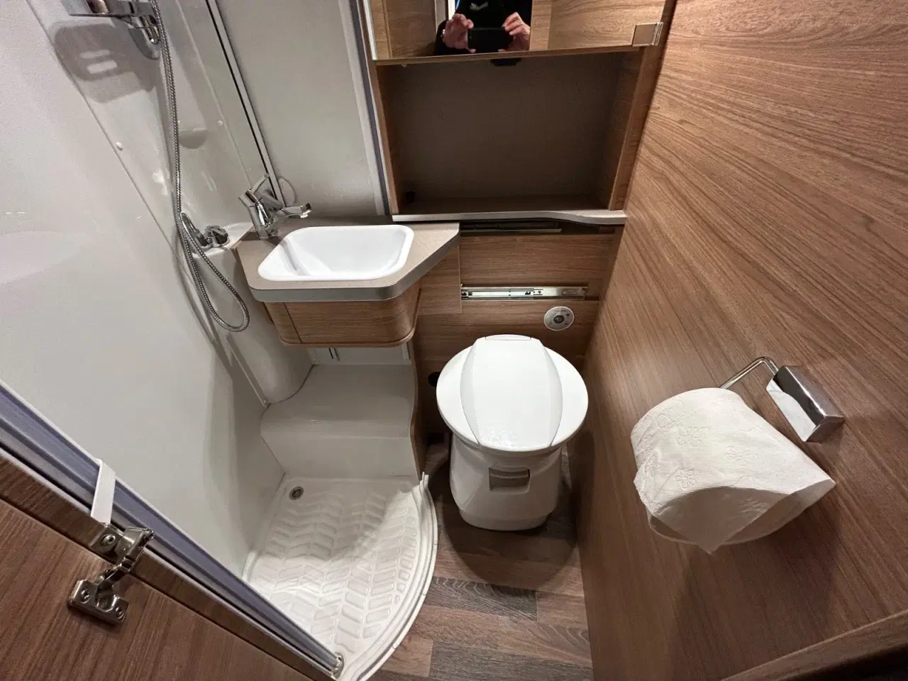 Billede 17 - Mercedes Weinsberg 2,0 Cara Compact Suite 640 Pepper Edition aut.