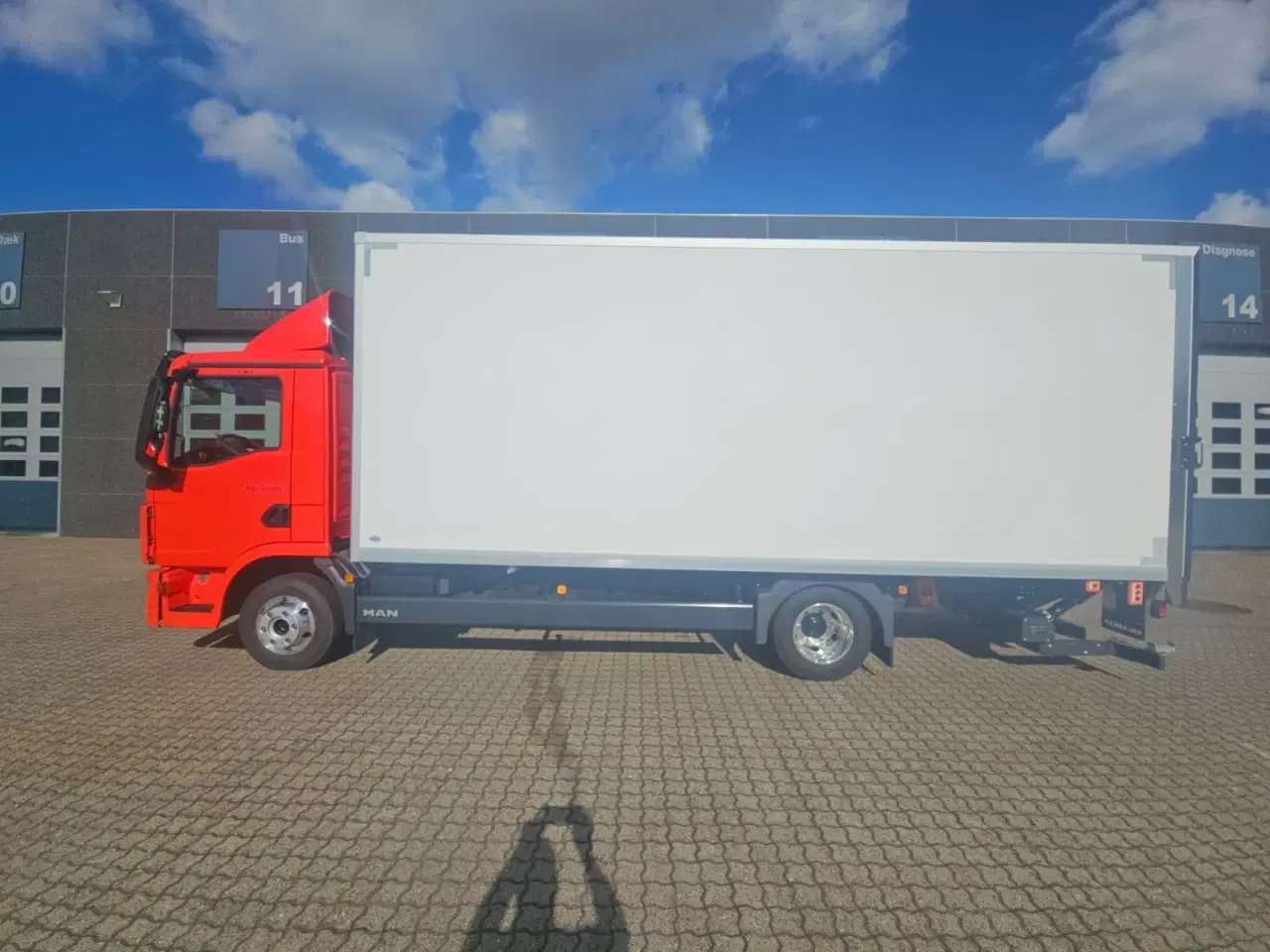 Billede 3 - MAN TGL 8.220, Lukket kasse