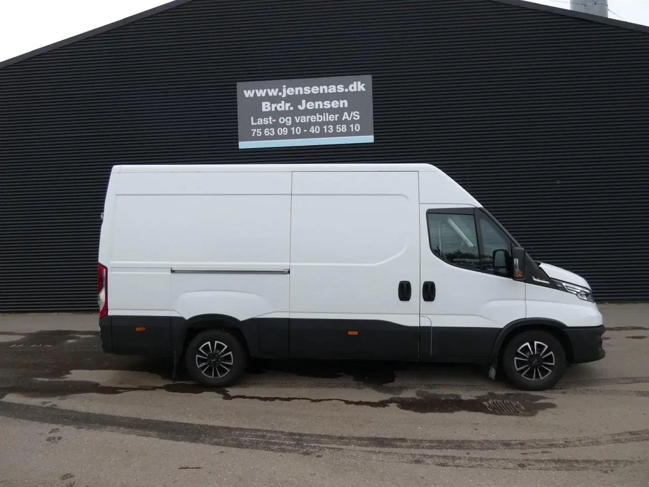 Billede 2 - Iveco Daily 35S18 12m3 3,0 D 180HK Van 8g Aut.