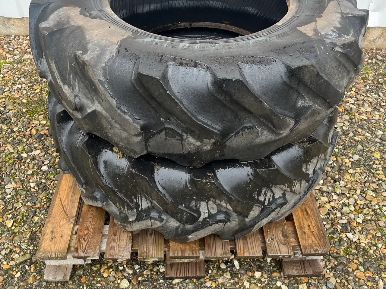 Billede 1 - 13.6R24
