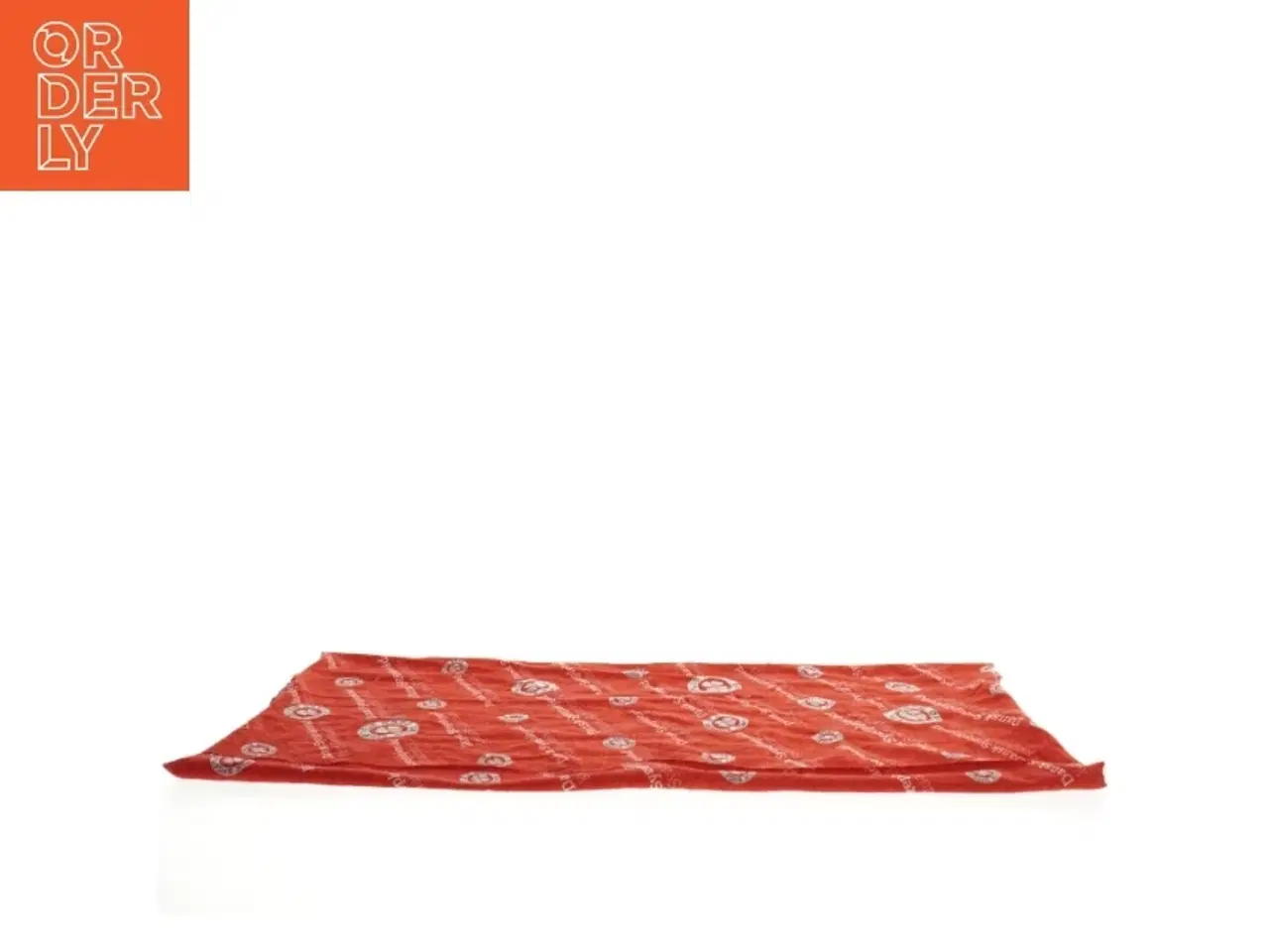 Billede 2 - Rød halsedisse med logo fra Dansk Sygeplejeråd (str. 43 cm)