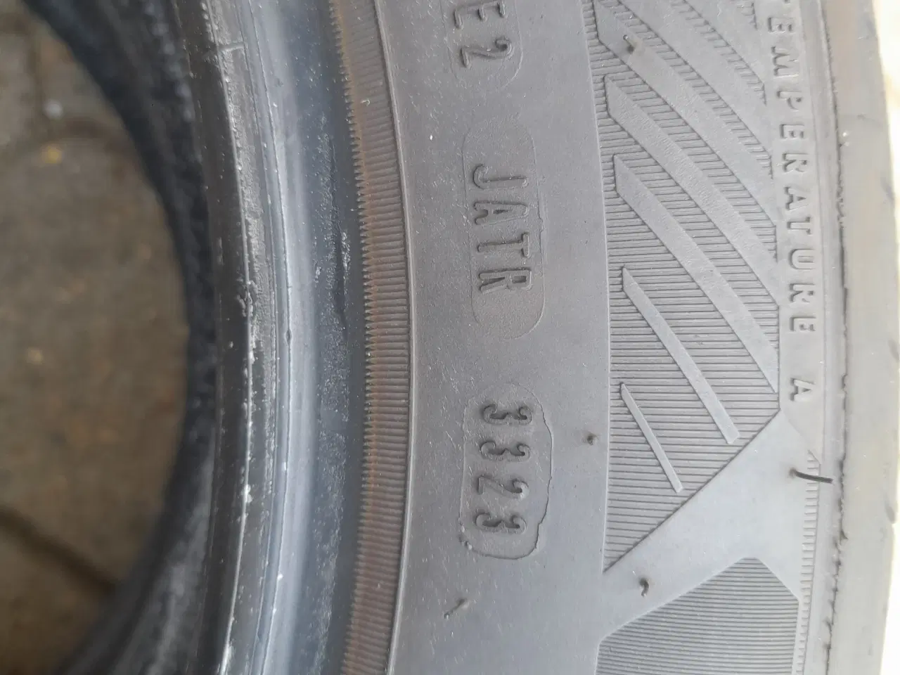 Billede 2 - Goodyear 215x55x18 prisen er for 4stk 