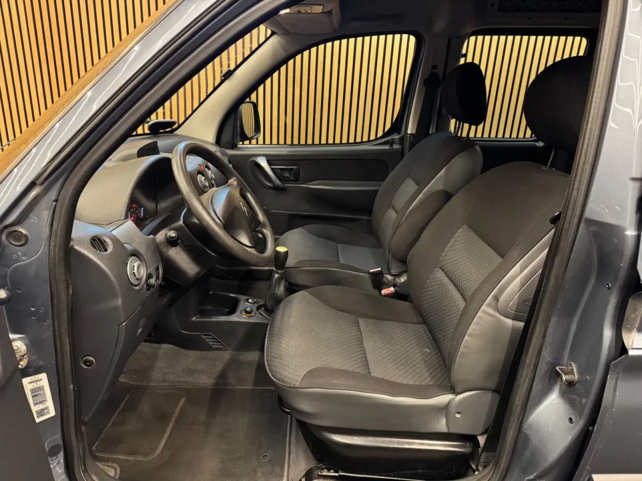 Billede 4 - Citroën Berlingo 1,6i 16V Multispace Clim.