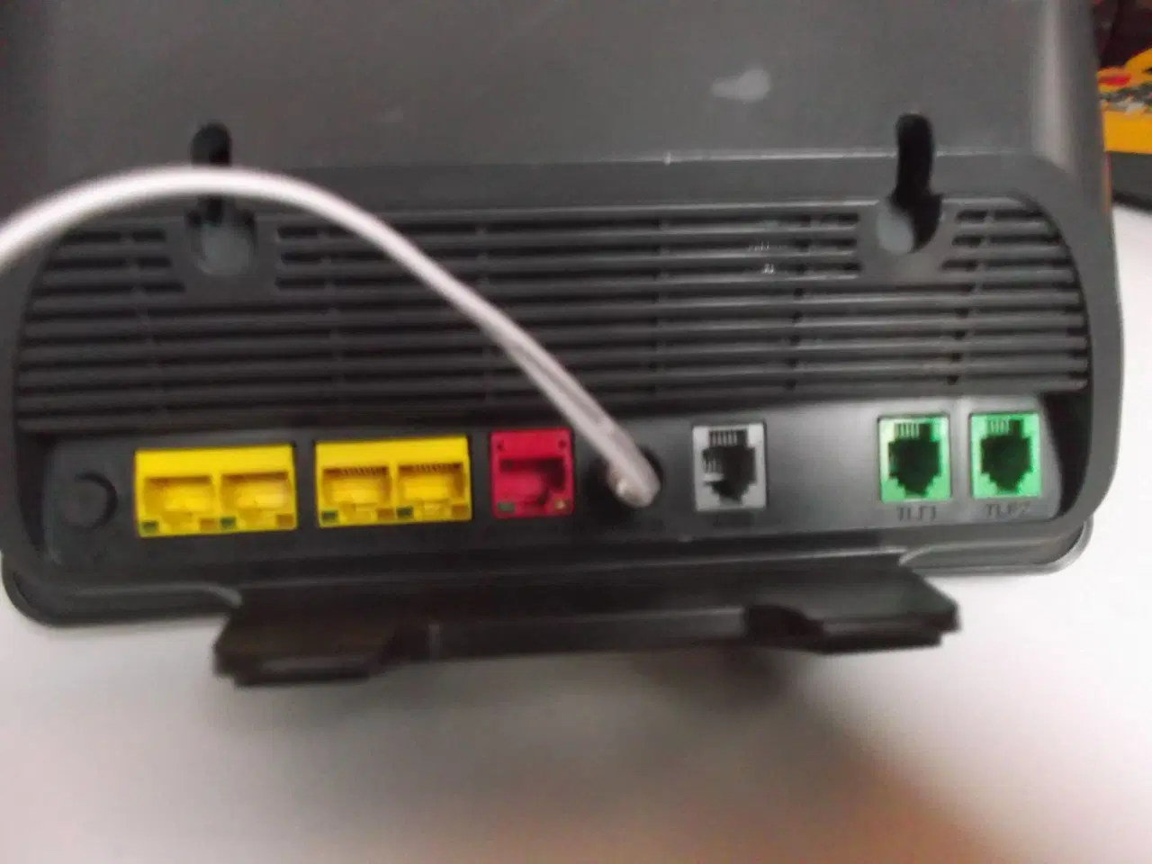 Billede 2 - TDC Homebox V 3DK63 Modem / Router wireless ADSL2+