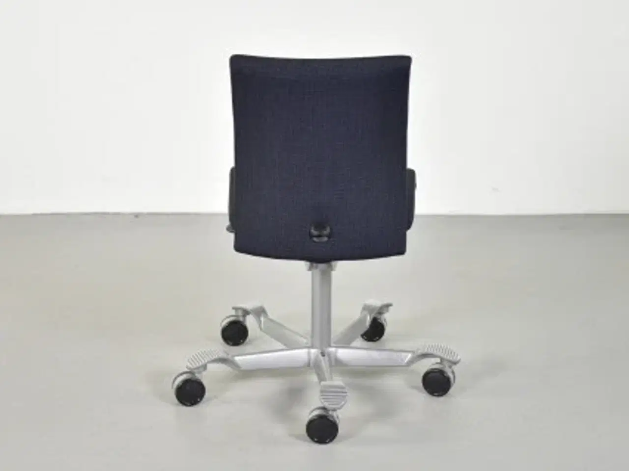 Billede 3 - Häg h04 credo 4200 kontorstol med sort/blå polster