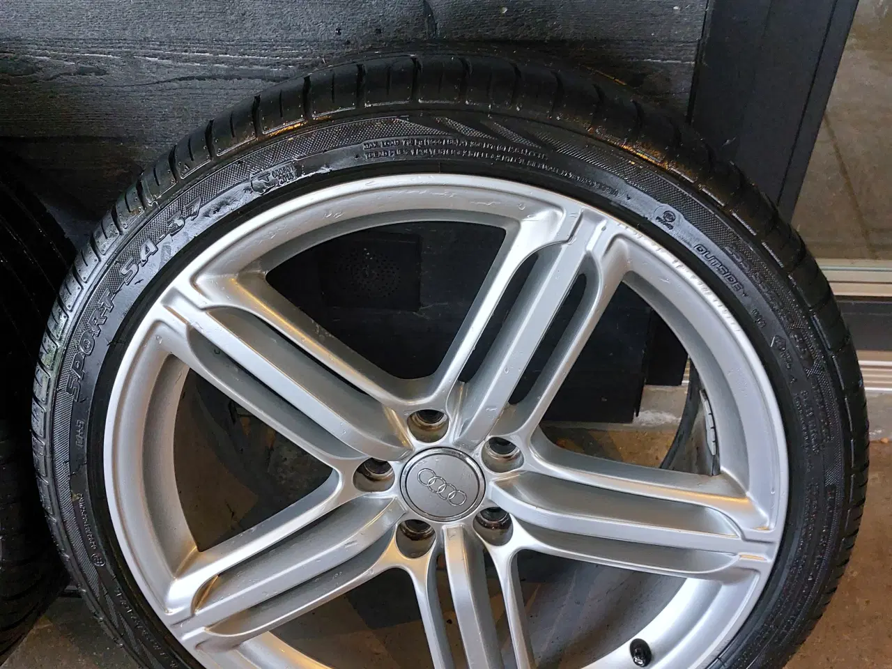 Billede 2 - Originale Audi alufælge 