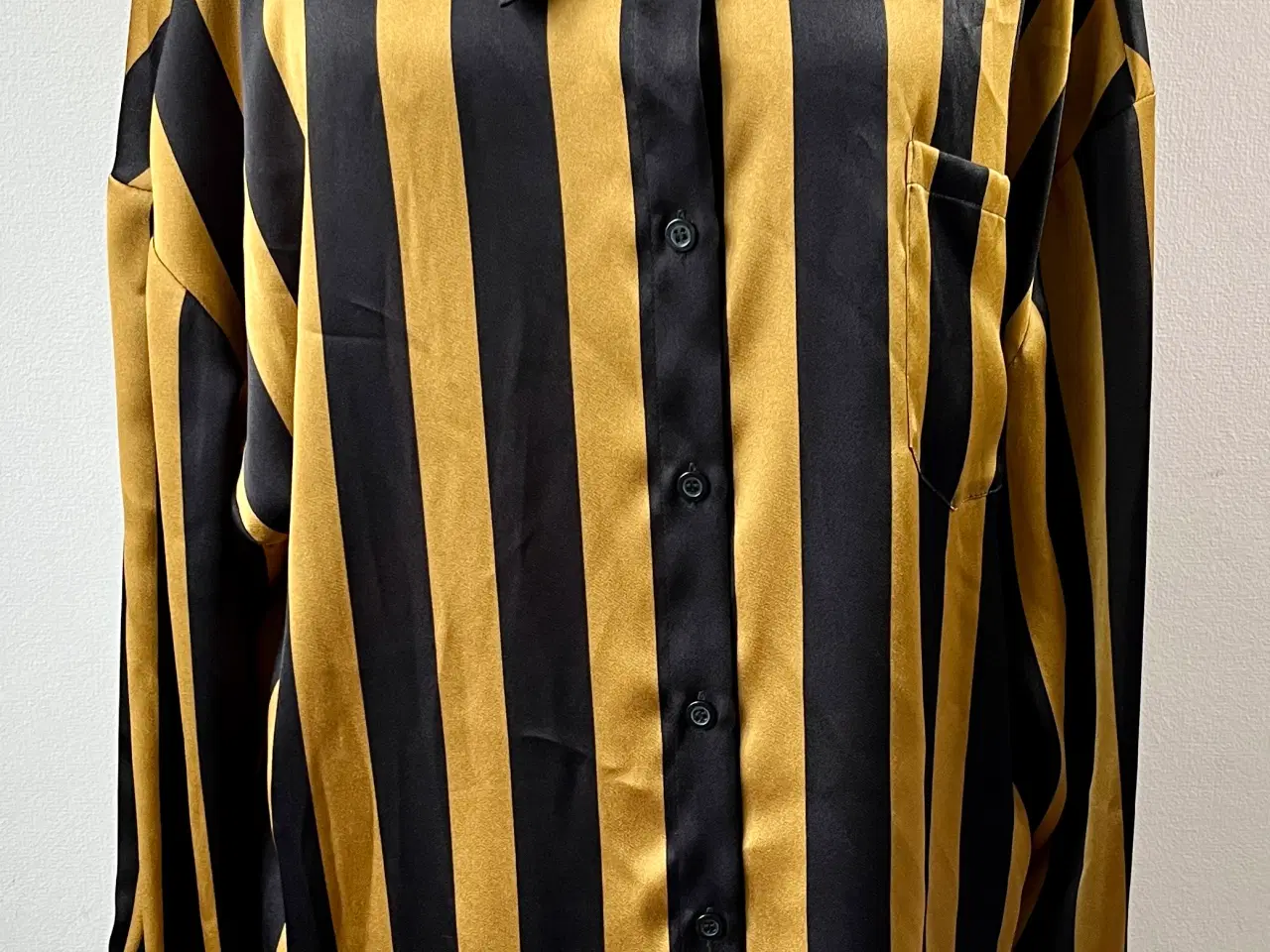 Billede 1 - By Malene Birger, skjorte, str. 40