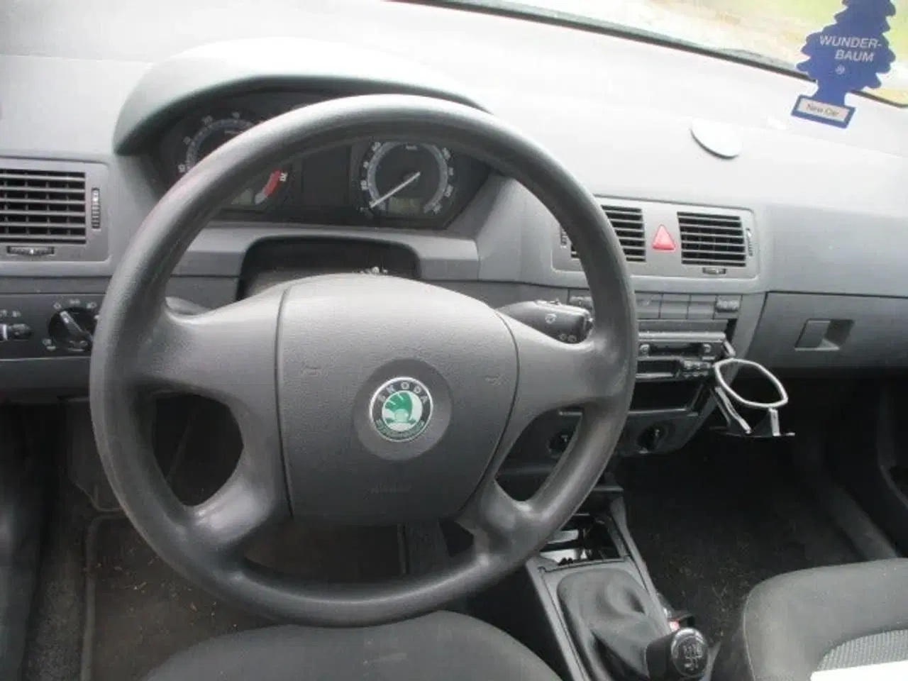 Billede 8 - Skoda Fabia 1,2 12 V Tundra Combi