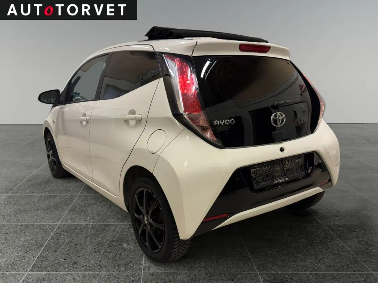 Billede 4 - Toyota Aygo 1,0 VVT-i x-sky