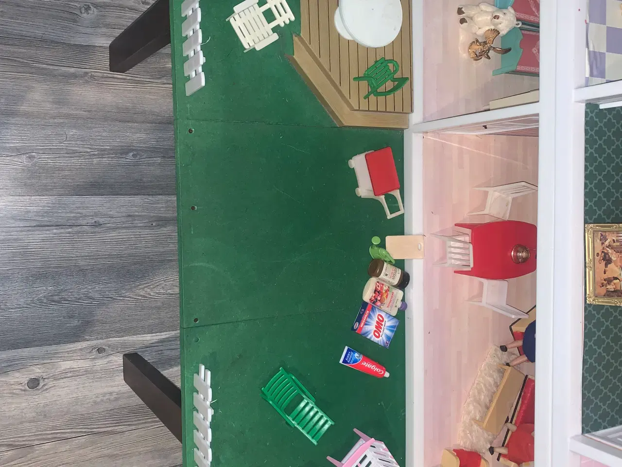 Billede 2 - Stort Lundby dukkehus med alt tilbehør. 