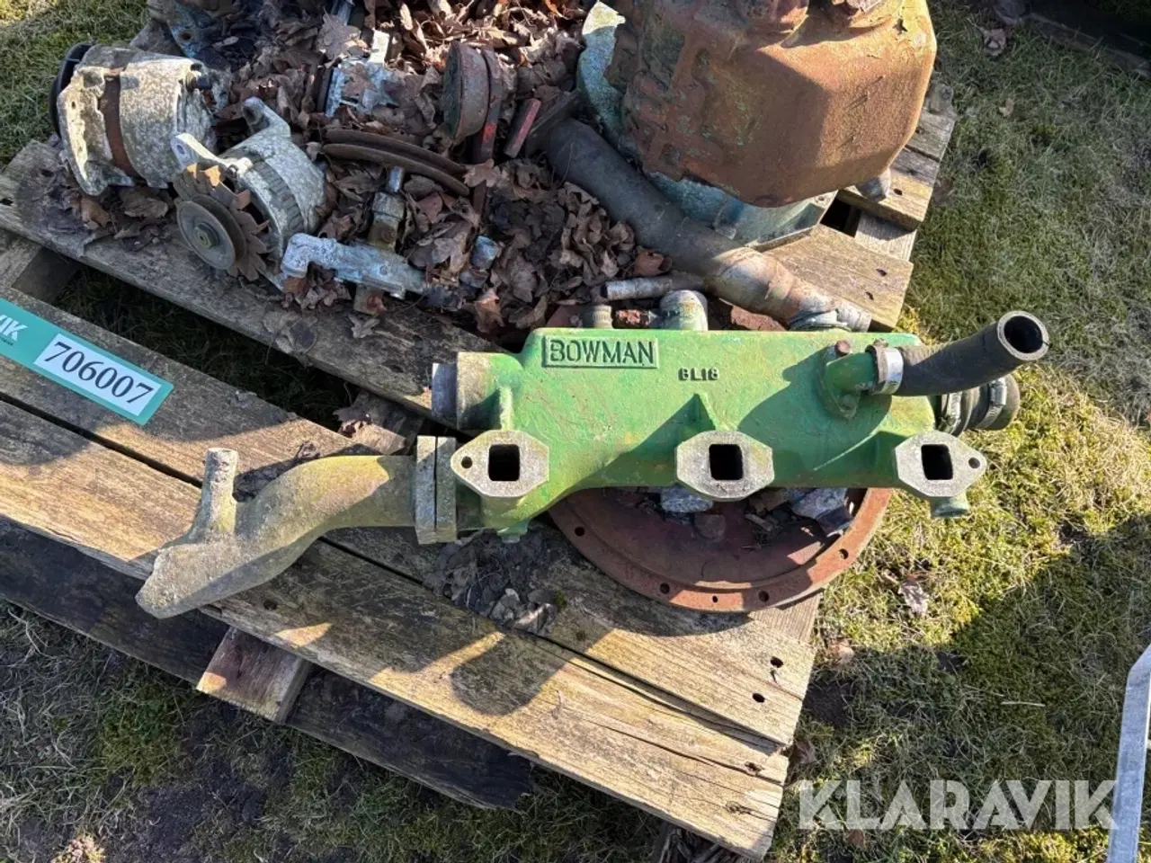 Billede 8 - Motordele