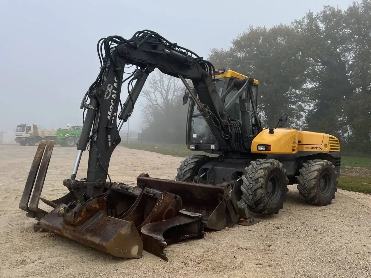 Billede 1 - hjulgraver Mecalac 12 MTX