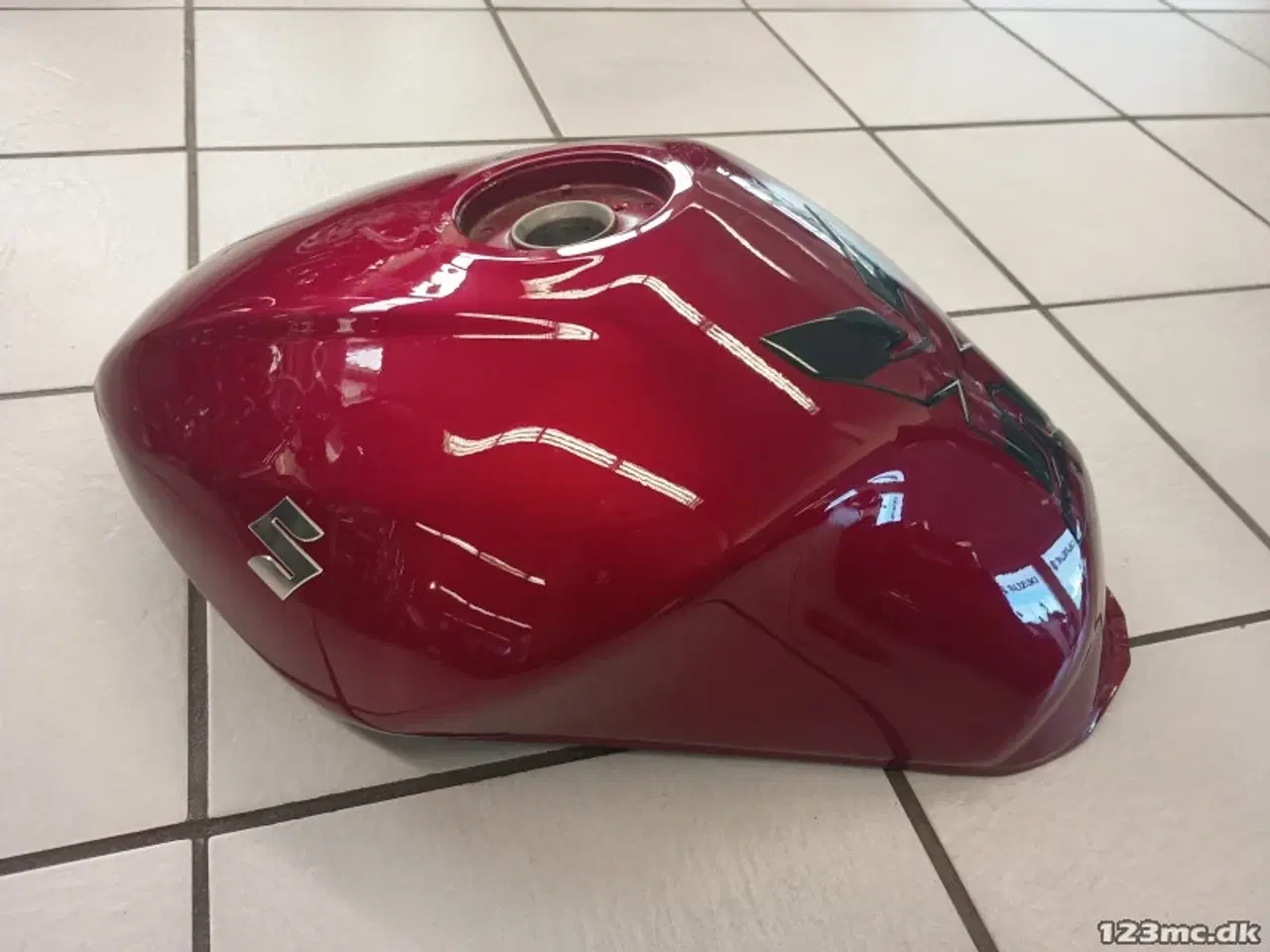 Billede 2 - Benzintank, Suzuki GSF650S