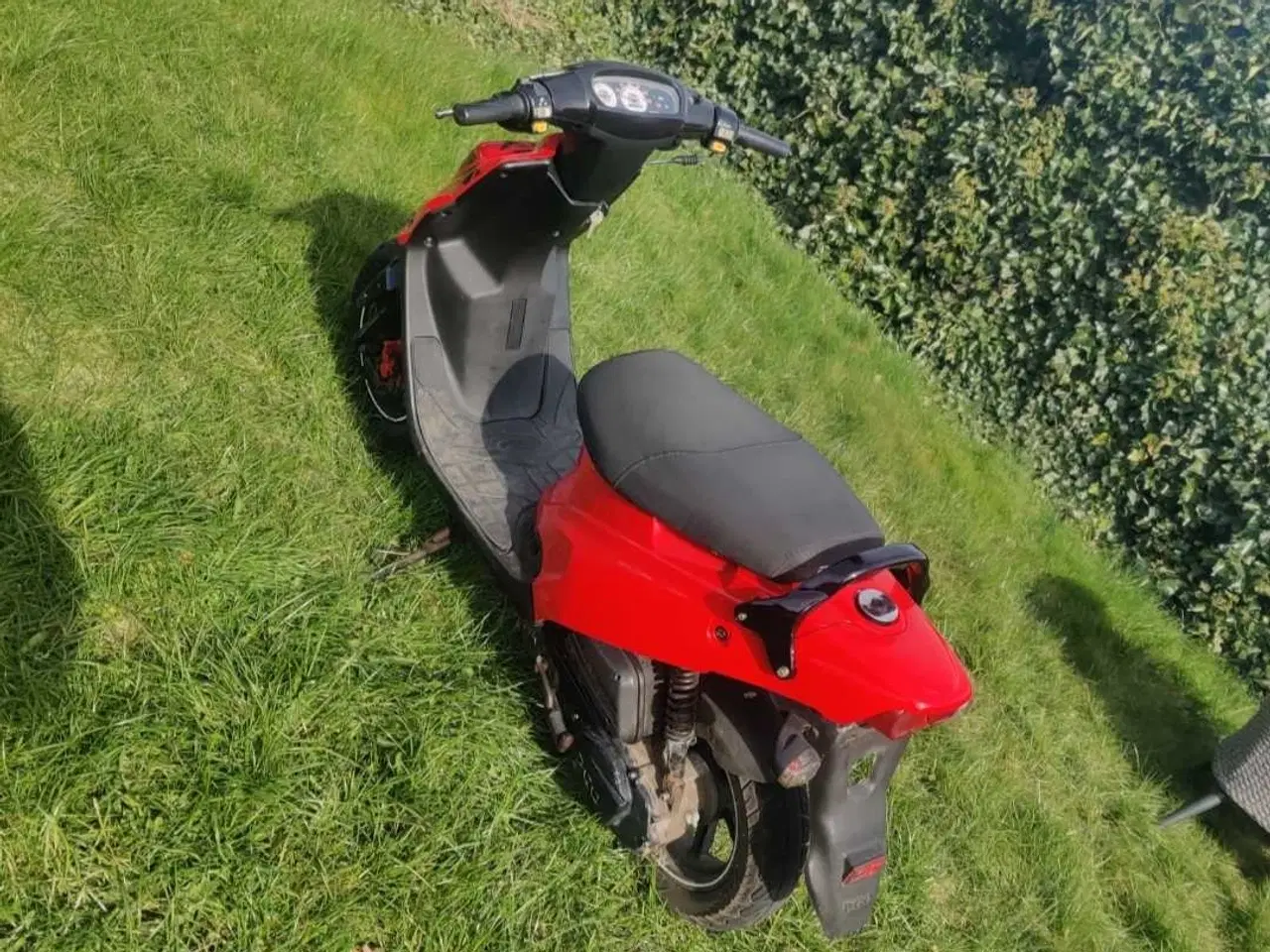 Billede 6 - Pgo hot50 30er fra 2005 