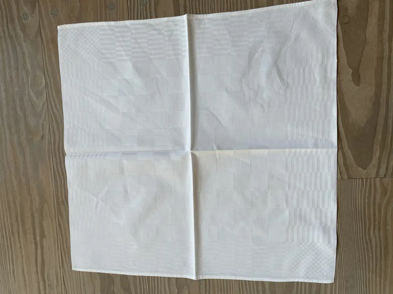 Billede 2 - Stofservietter hvide damaskvævede 7 stk.