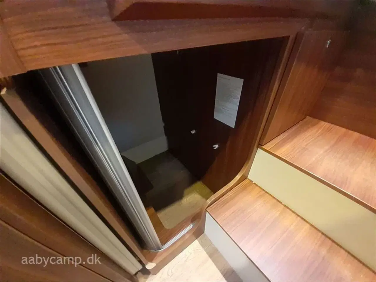 Billede 19 - 2017 - Adria Matrix Axess 670 SL solcelle.batteri.markise.hæve/sænke cykelstativ på el.5 selepladser.helårsdæk.