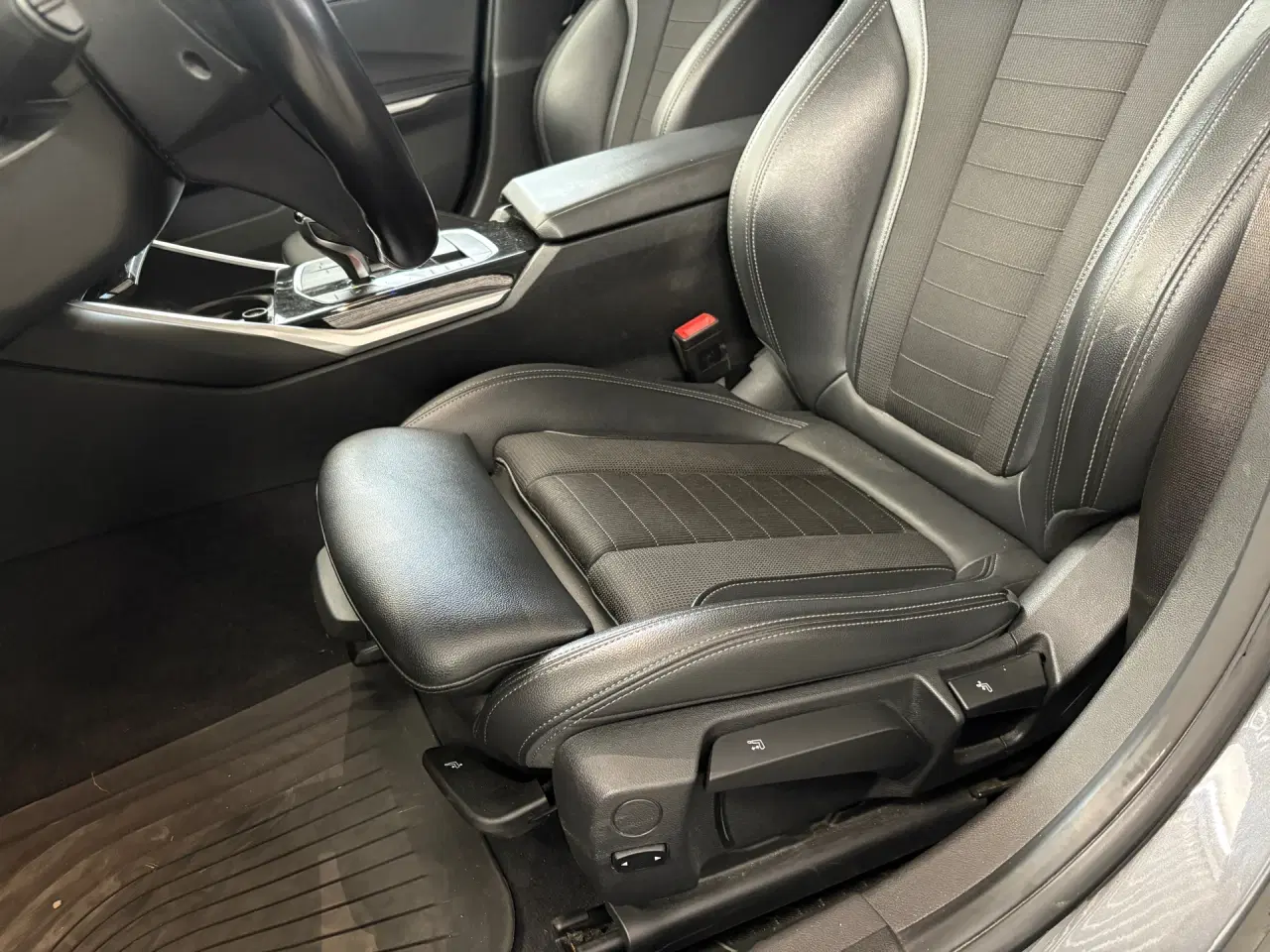 Billede 10 - BMW 320d Touring 2,0 D Sport Line Steptronic 190HK Stc 8g Aut.