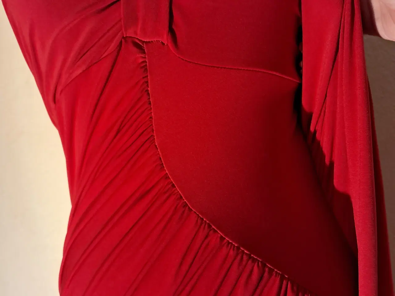 Billede 8 - Fains str. M kjole