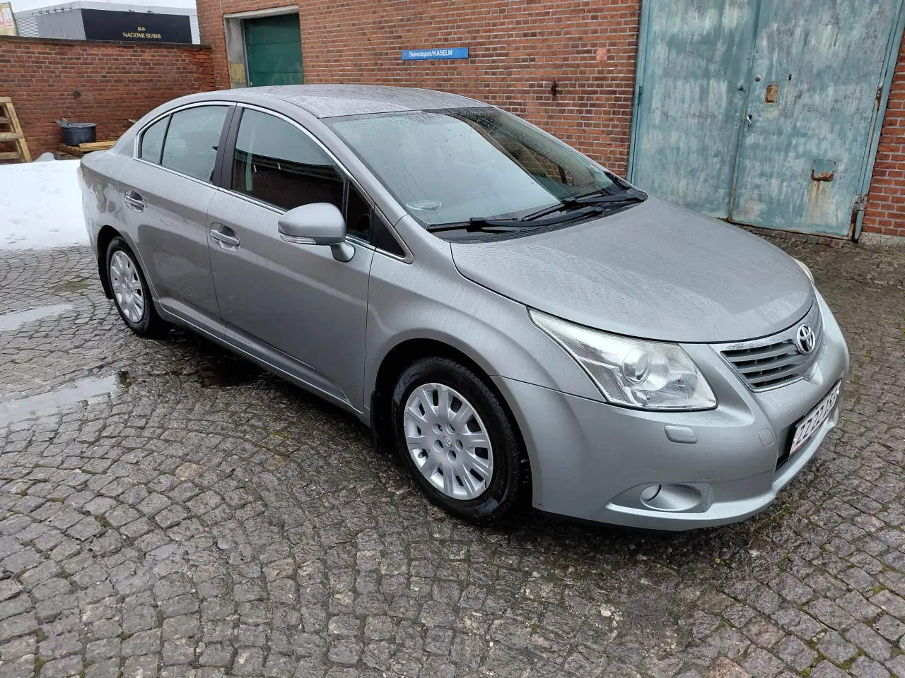 Billede 1 - Toyota Avensis 1.6 VVT-i Benzin – Velholdt 