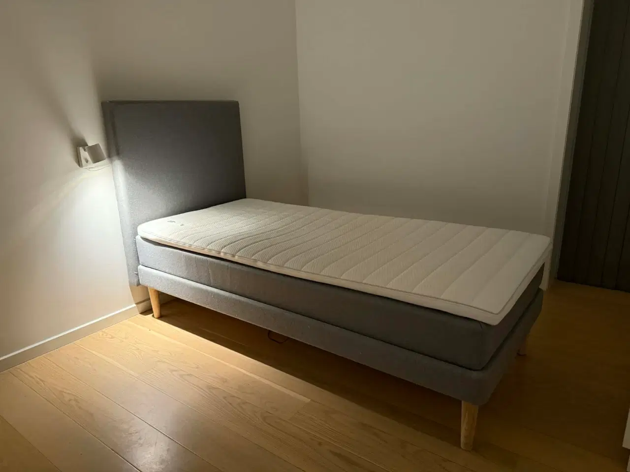 Billede 2 - 1-personers elevationsseng til salg