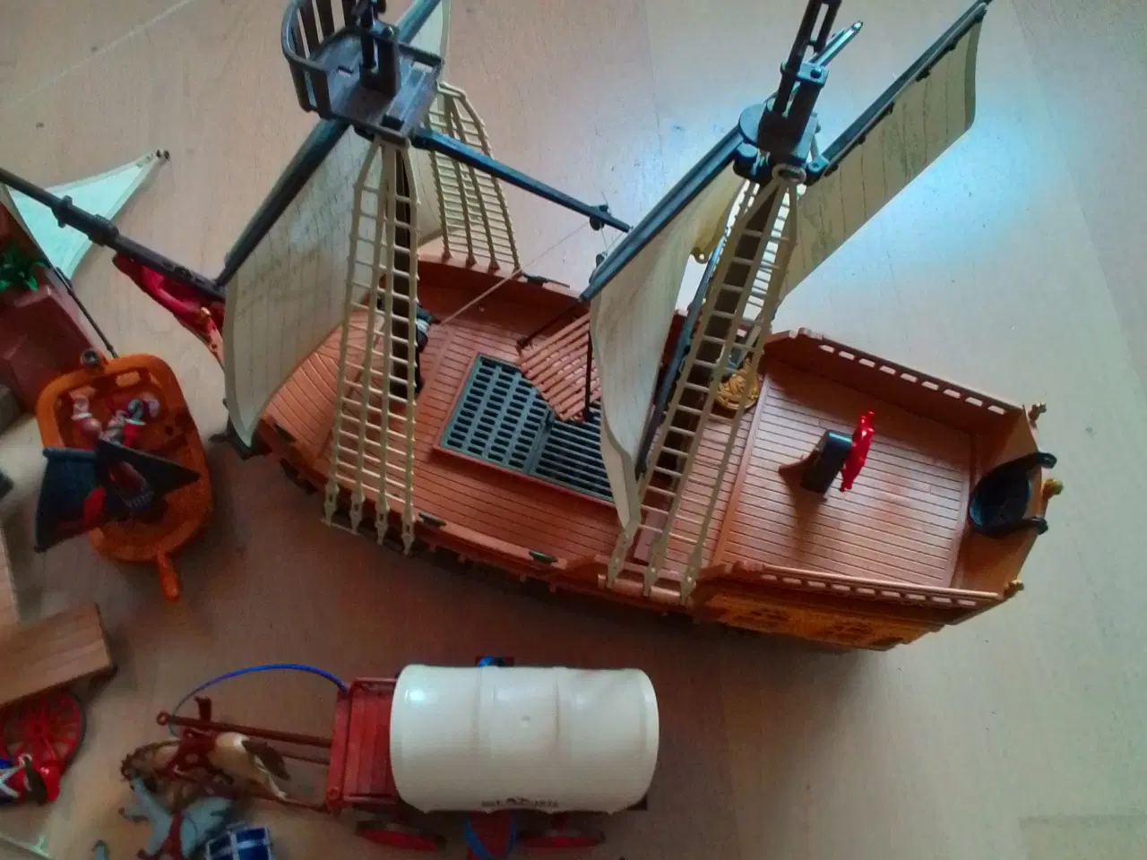 Billede 2 - Playmobil Pirat mm.