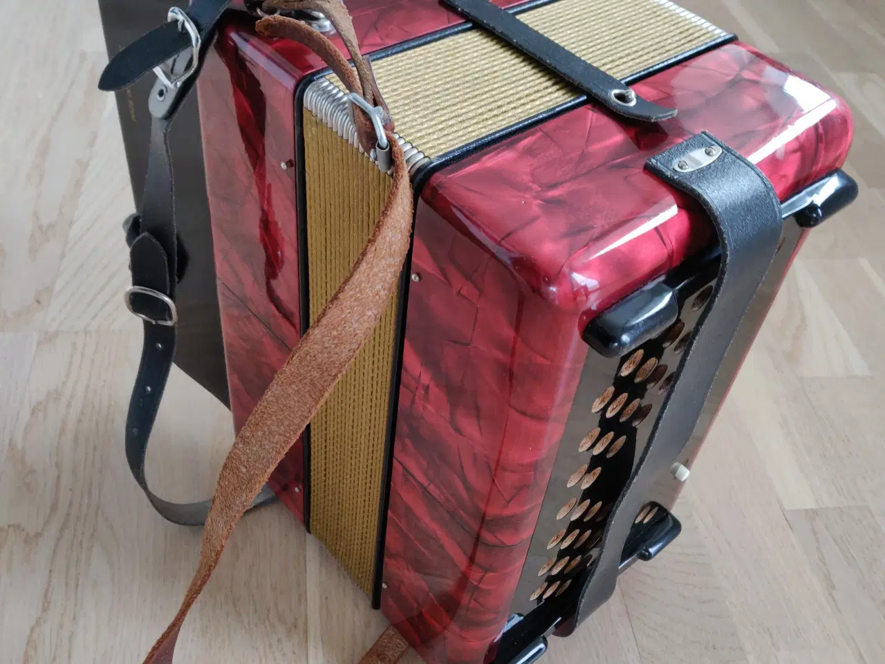 Billede 4 - Ældre Hohner harmonika