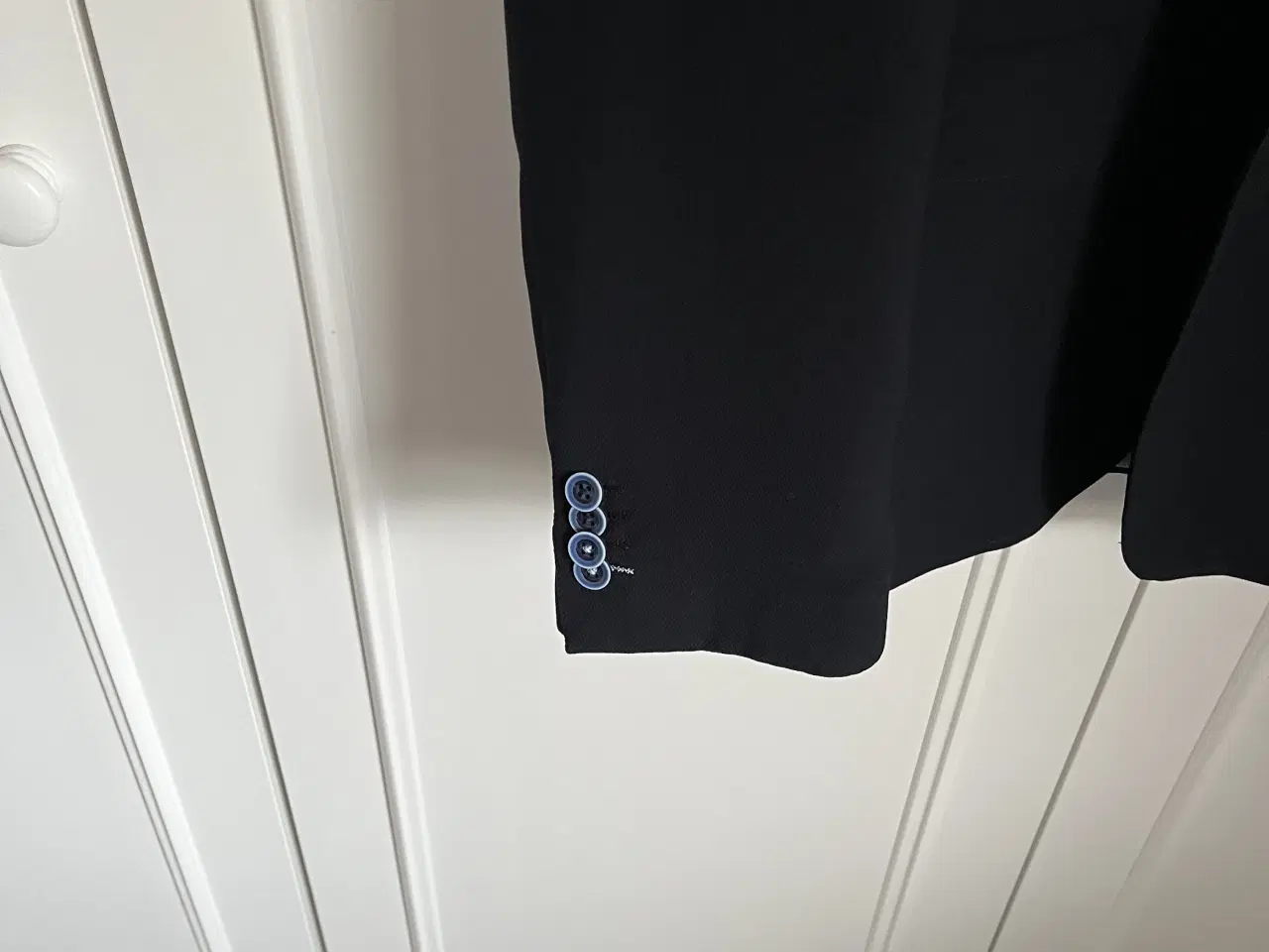 Billede 2 - Mørkeblå habit jakke str 98