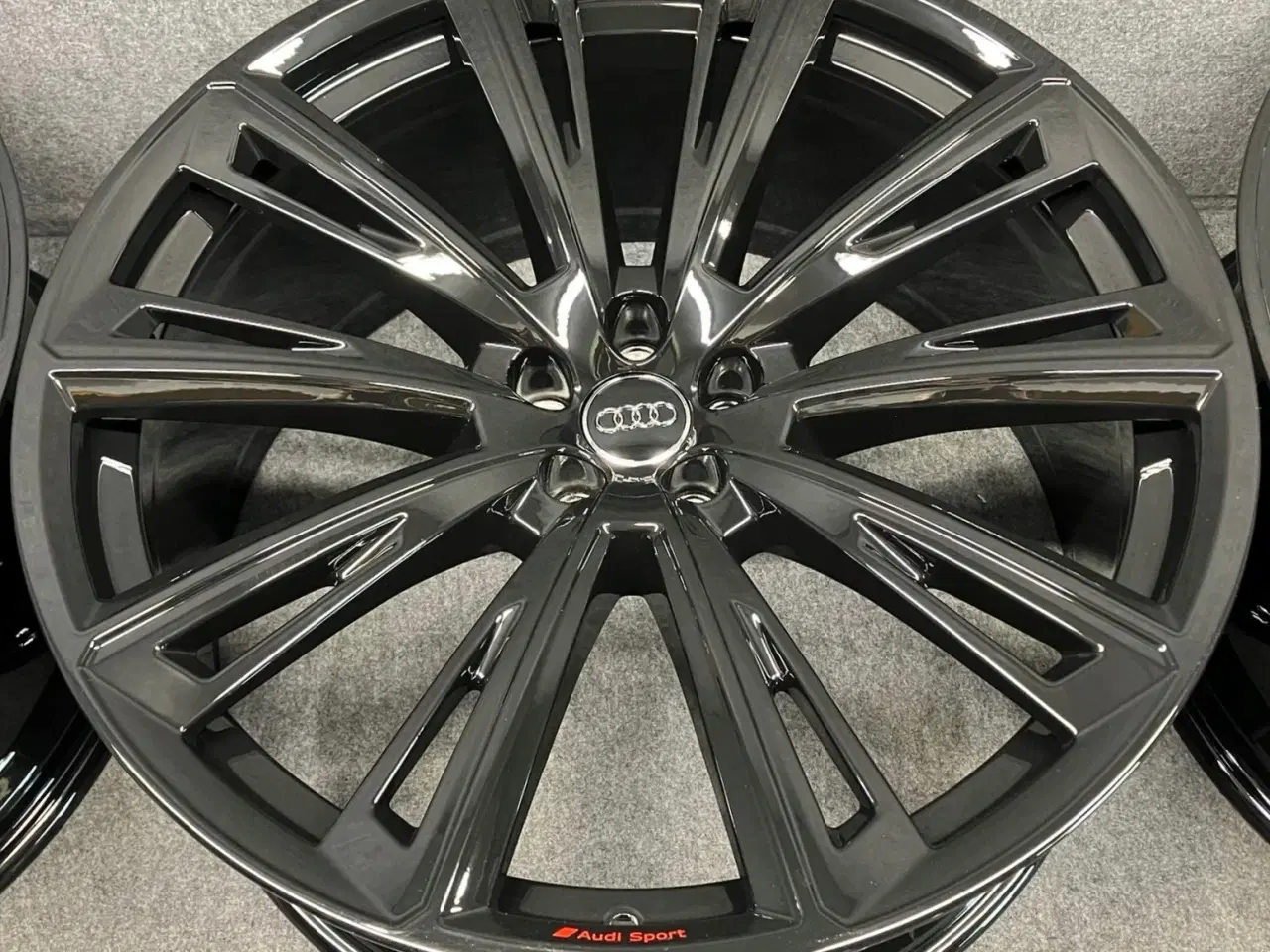 Billede 4 - ALUFÆLGE AUDI Q8 Q7 SQ8 SQ7 RSQ8 RSQ7 4M8 23"
