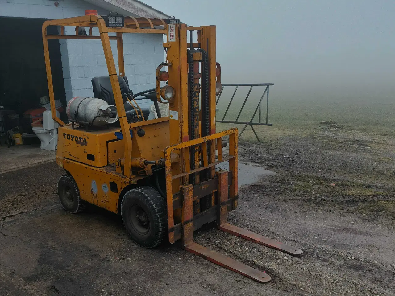 Billede 2 - Toyota gas truck 