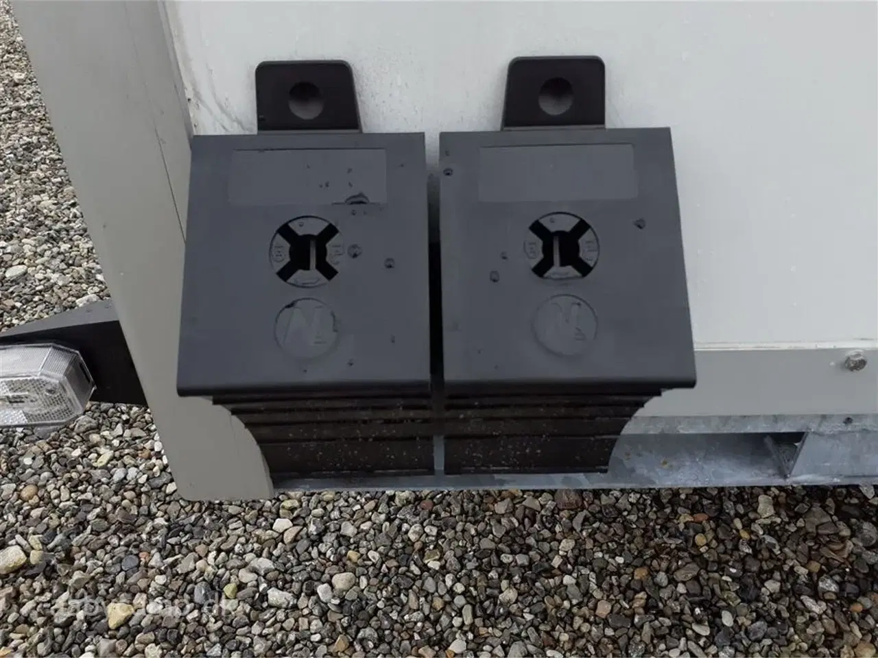 Billede 9 - 0 - Blyss Cargo F2036HTL med Døre   sandwich Cargo trailer str. 360x200x190. med døre