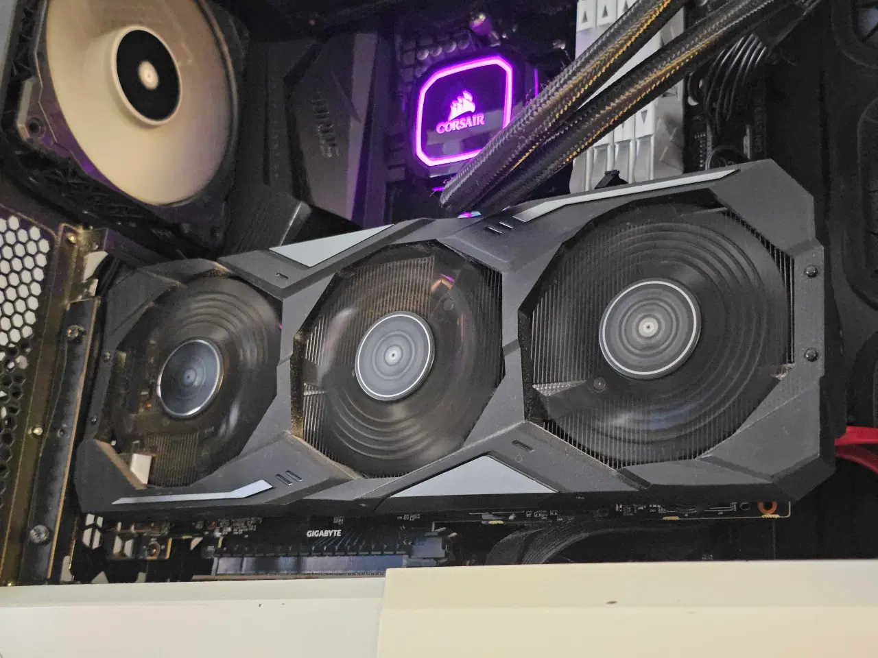 Billede 1 - RTX 2080 - Gigabyte GAMING OC