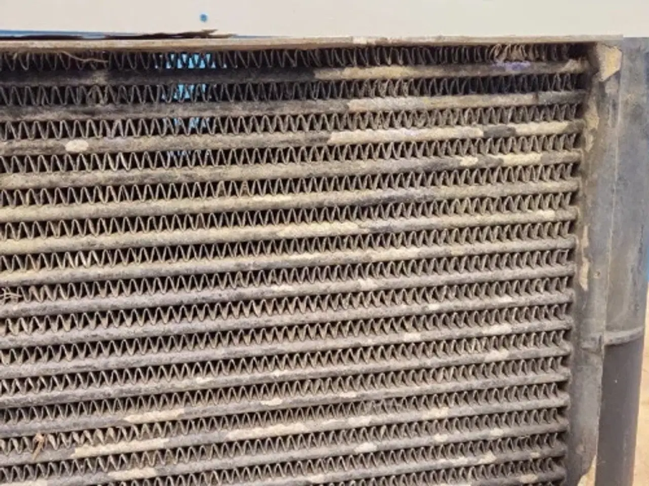 Billede 3 - New Holland 8970 Oliekøler 86501247