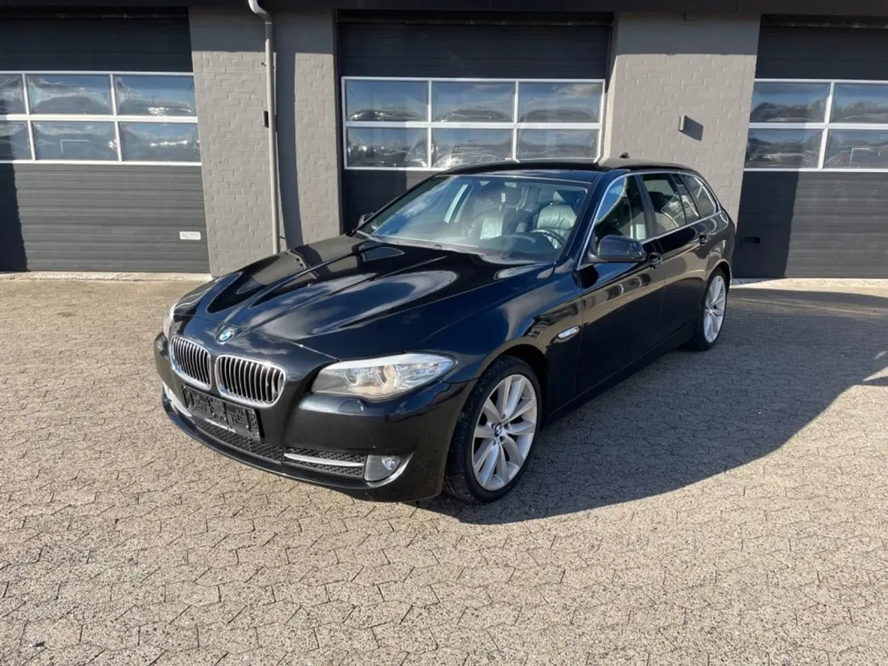 Billede 1 - BMW 530d 3,0 Touring aut.