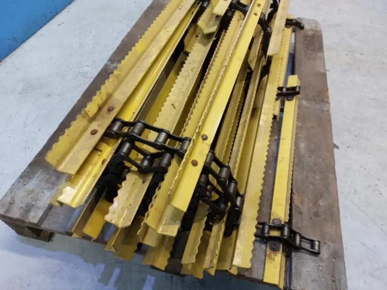 Billede 15 - New Holland 1550 Indføringskæde 80317164