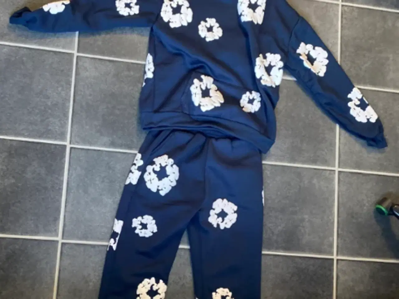 Billede 1 - Denim tears tracksuit