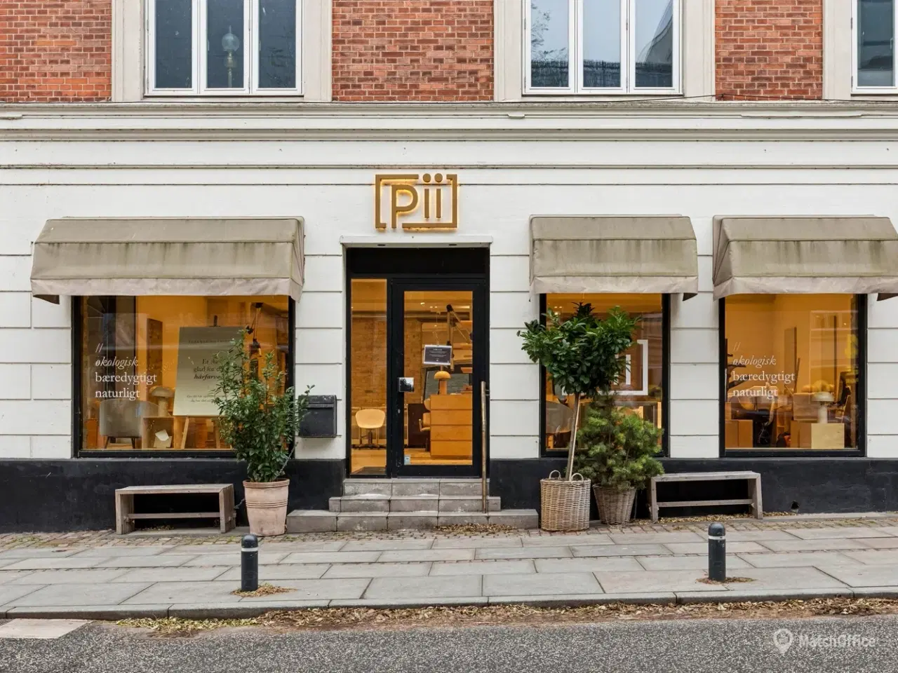 Billede 9 - 142 m² flot hjørnebutik med 100 m² kælder