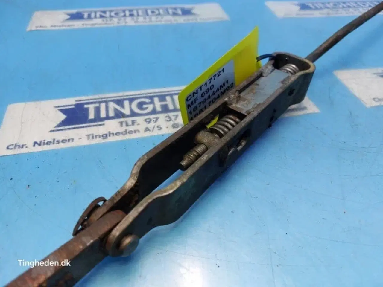 Billede 6 - Massey Ferguson 690 Differentialespærrepedal 1679444M1