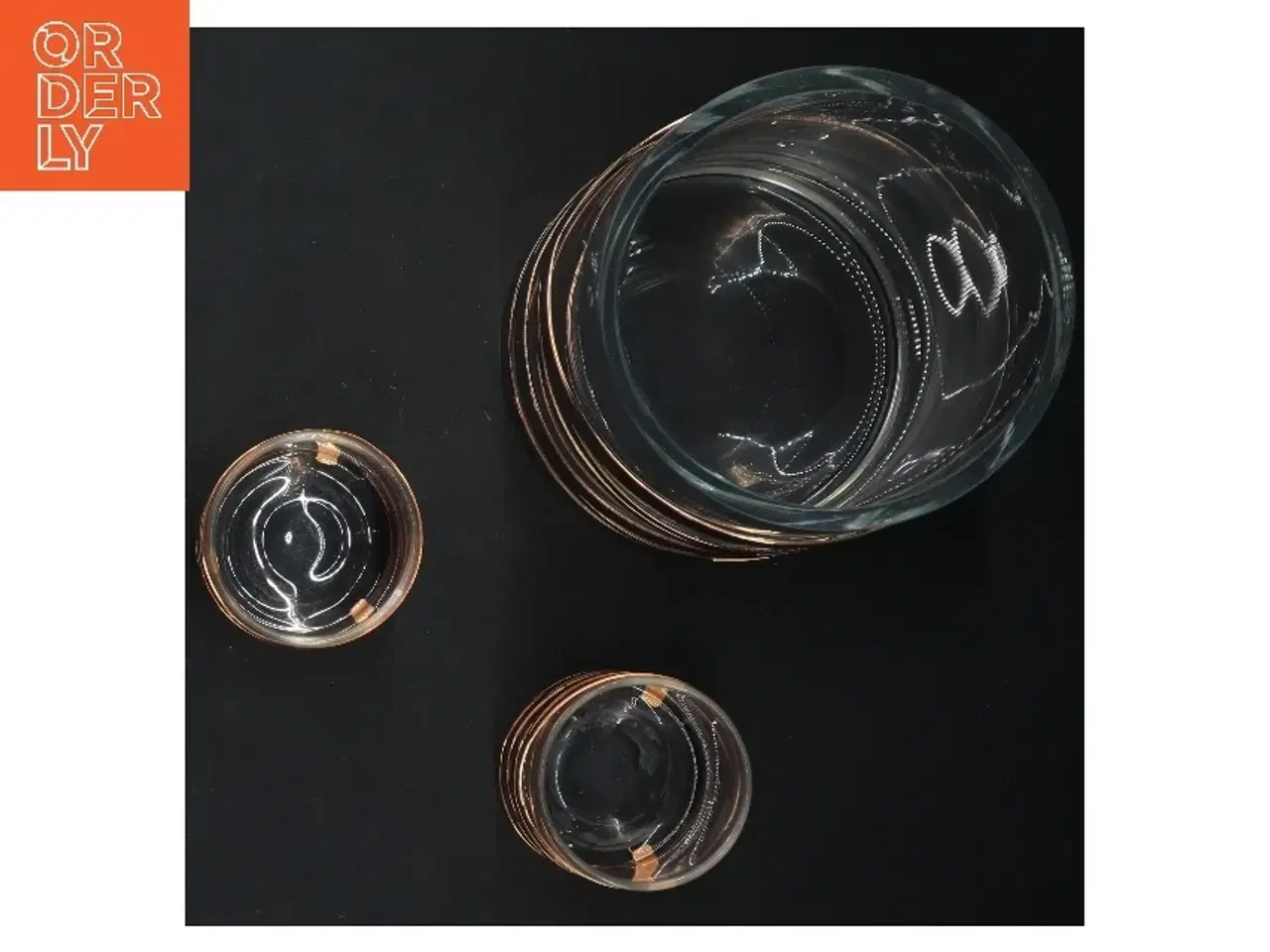 Billede 2 - Glassvaser med kobberfarvet mønster fra Stelton (str. Ø 11x16 og Ø 5,5x7,3 cm)